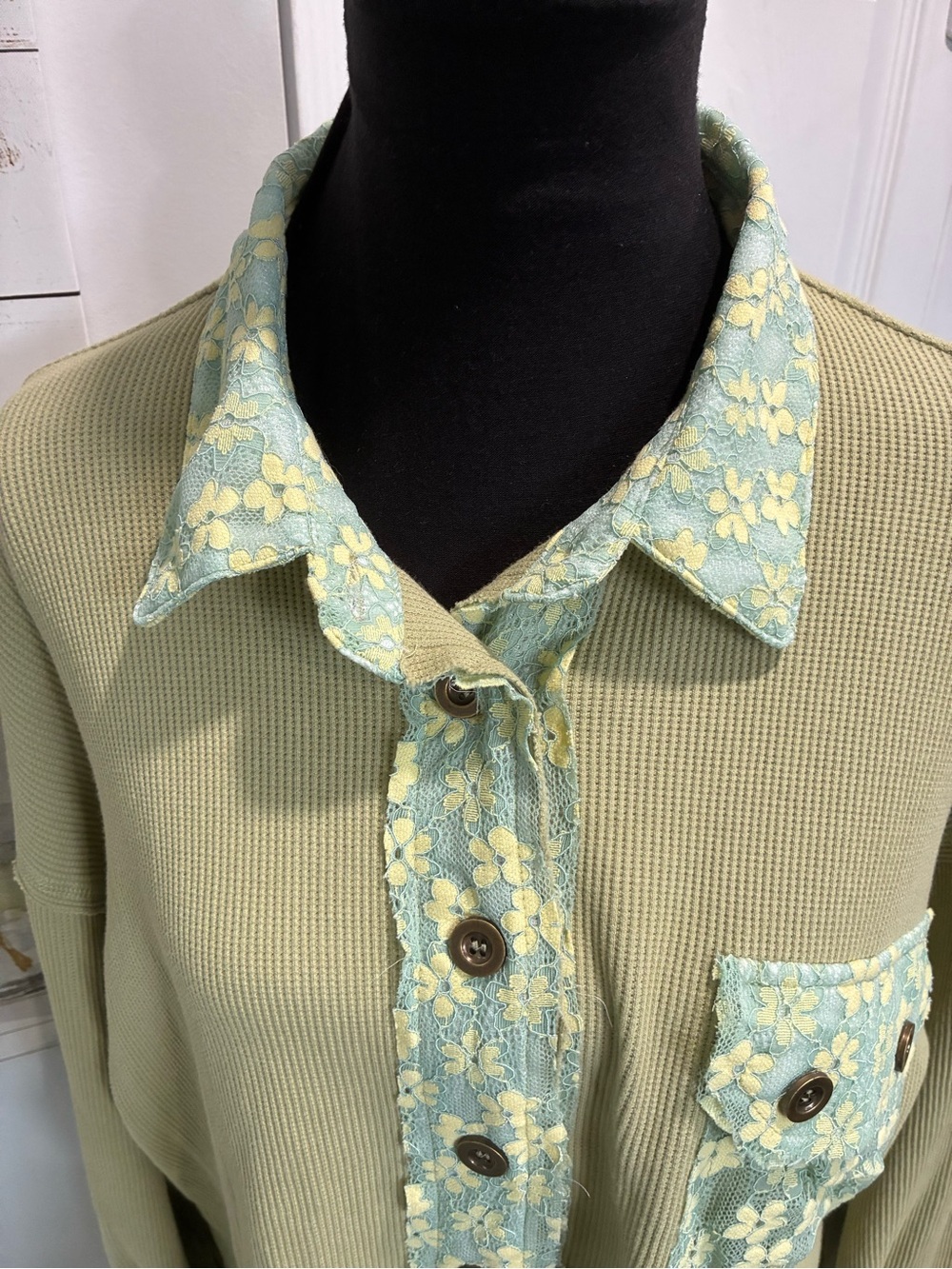 POL Light Olive Green Button-Down Shirt with Floral Trim - Picture 3 of 9